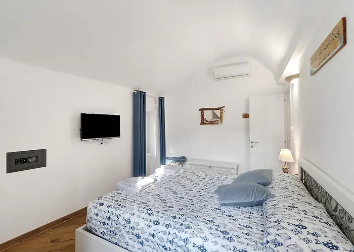 Bedliving Nel Blu * ג'נובה