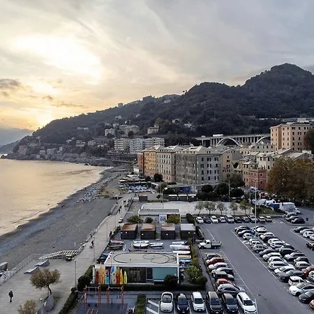 Bedliving Nel Blu * Genova